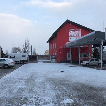 Motel Red Oil Lovosice Zewnętrze zdjęcie